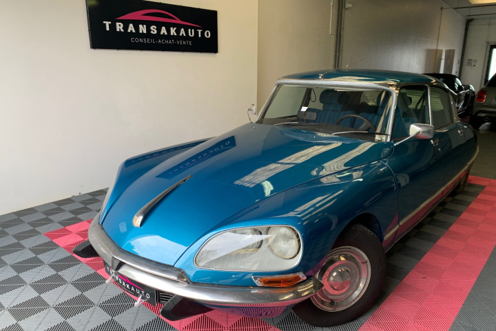 CITROËN DS 23 INJECTION