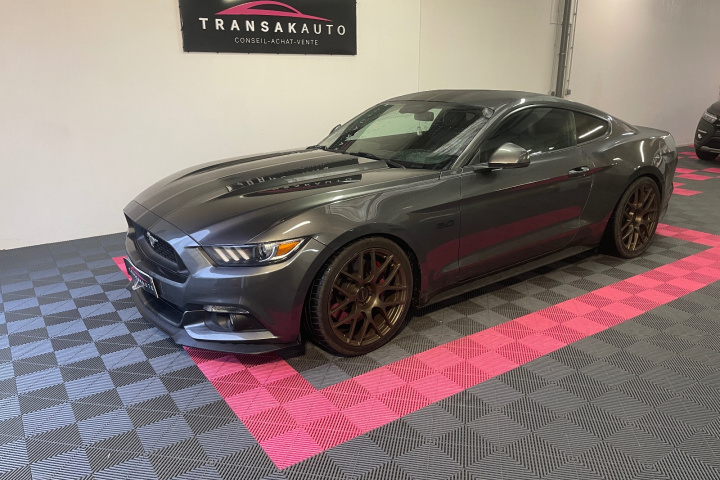 FORD MUSTANG FASTBACK