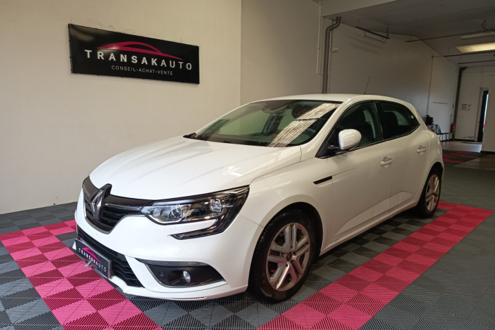 RENAULT MEGANE IV BERLINE BUSINESS