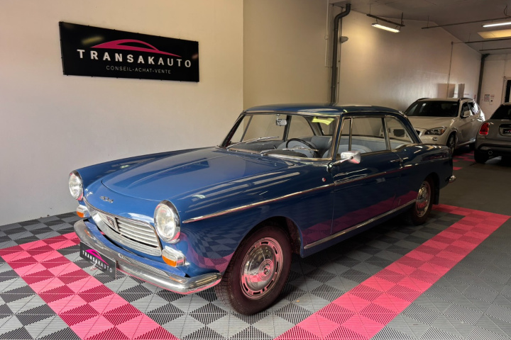 PEUGEOT 404